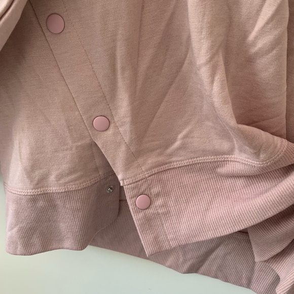 Pink lightweight sweater very soft - Picture 2 of 5